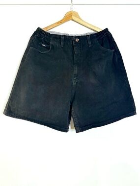 Vintage 90s LEE Black Elastic-Waist Shorts